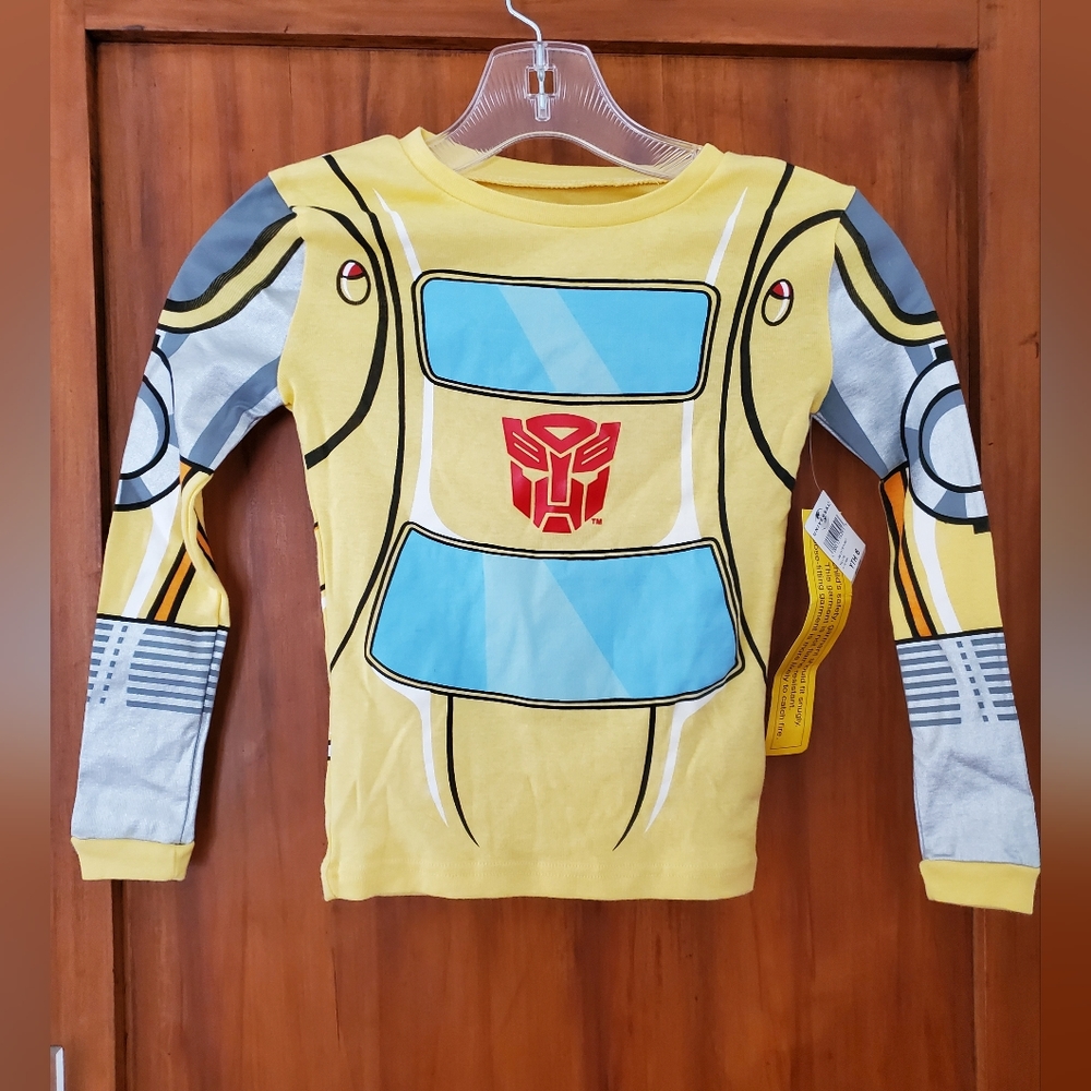 NEW Universal Studios LA Pajama Top, youth size 6